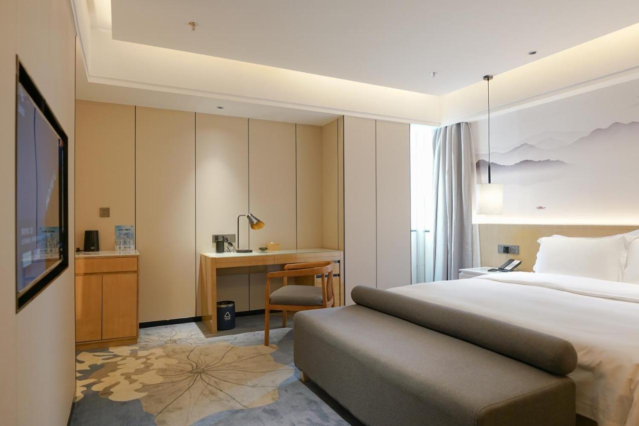 Paco Hotel Shenzhen Luohu Port Buitenkant foto