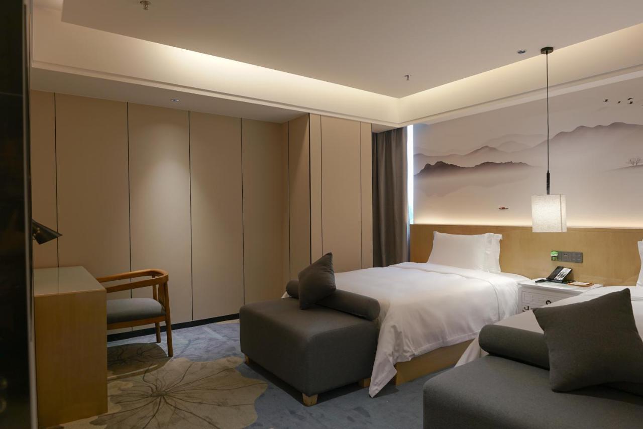 Paco Hotel Shenzhen Luohu Port Buitenkant foto