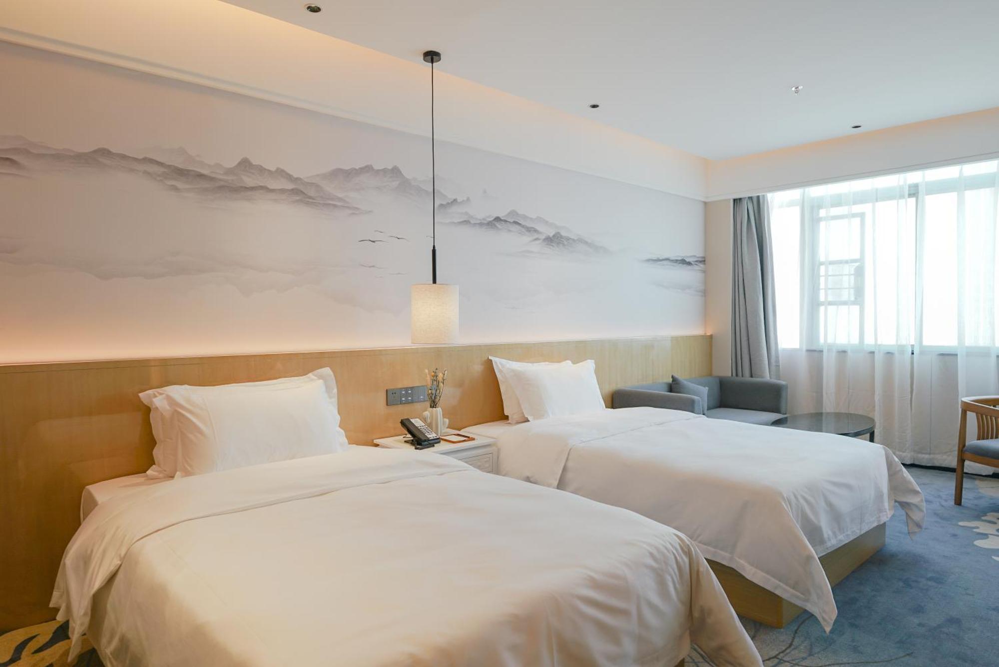Paco Hotel Shenzhen Luohu Port Buitenkant foto