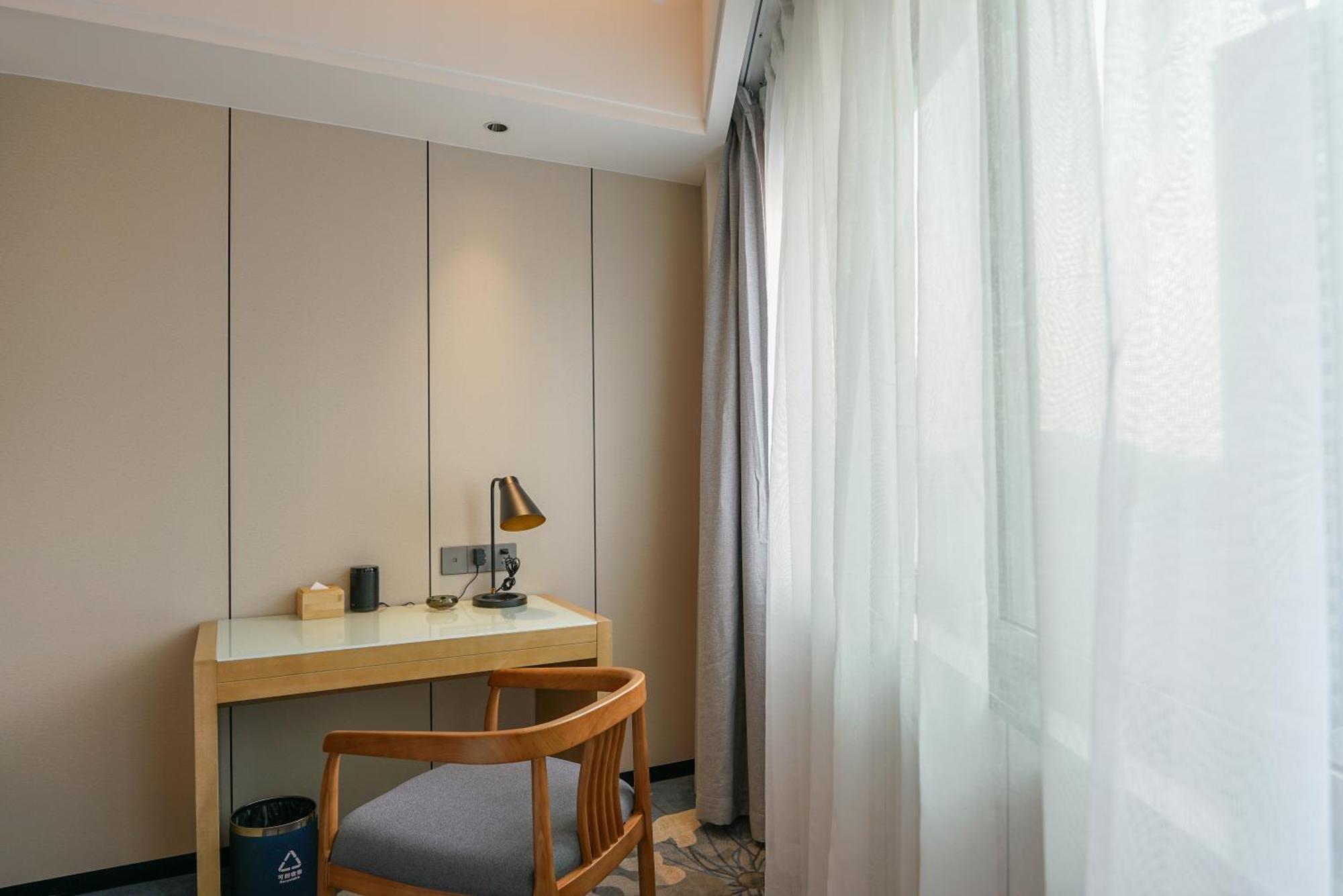 Paco Hotel Shenzhen Luohu Port Buitenkant foto