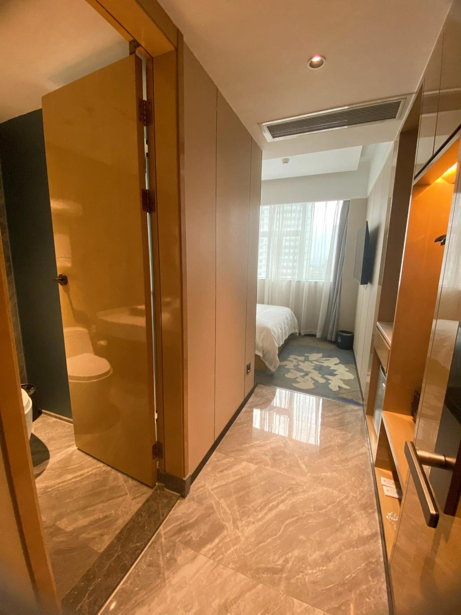 Paco Hotel Shenzhen Luohu Port Buitenkant foto