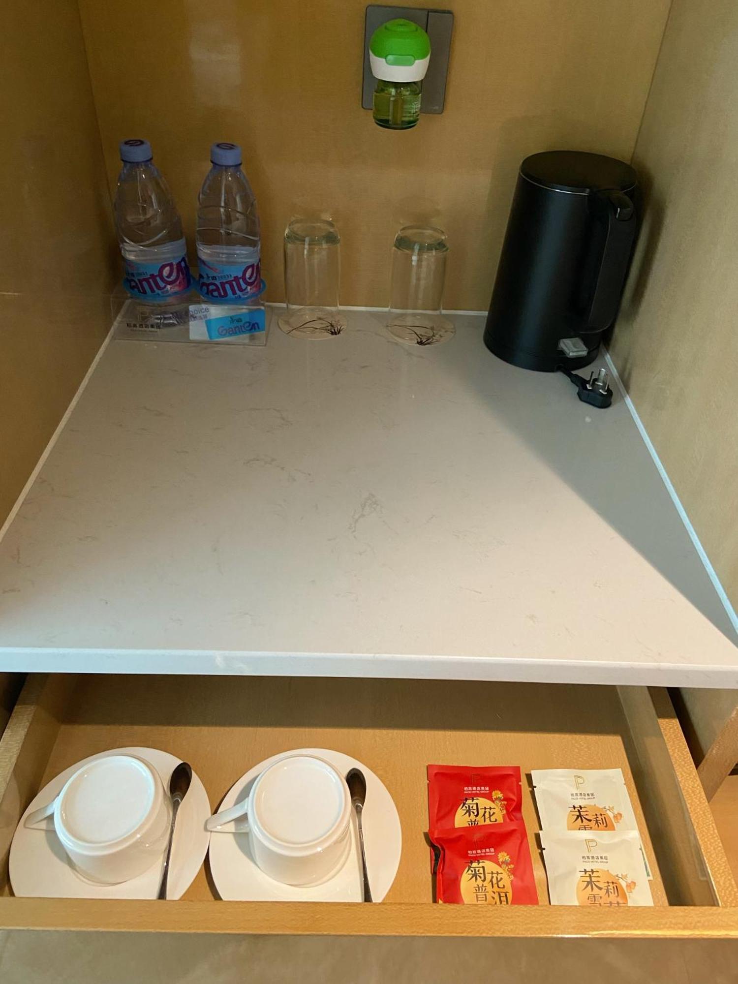 Paco Hotel Shenzhen Luohu Port Buitenkant foto